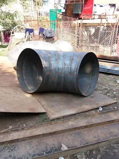 Large pipe elbow fabricated